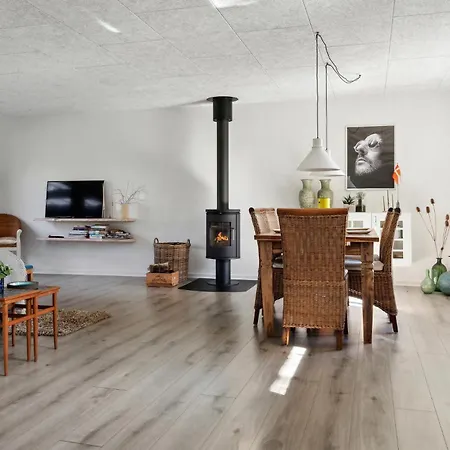Fantastisk Hjem I Nykøbing M * Hesselbjerg