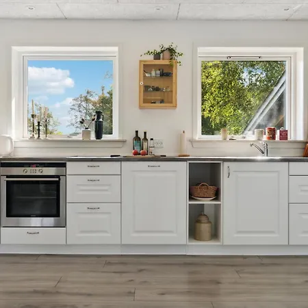 Awesome In Nykobing M Semesterbostad Hesselbjerg